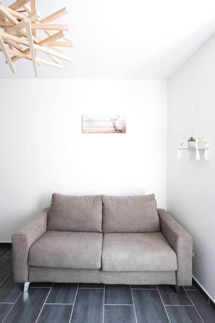 Апартаменты Le Hirvi - Cocon Zen Et Epure A 10Min Vieux Лион Экстерьер фото